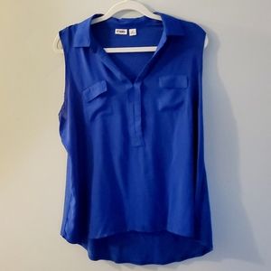 Sleeveless Hi-Lo Button-Up